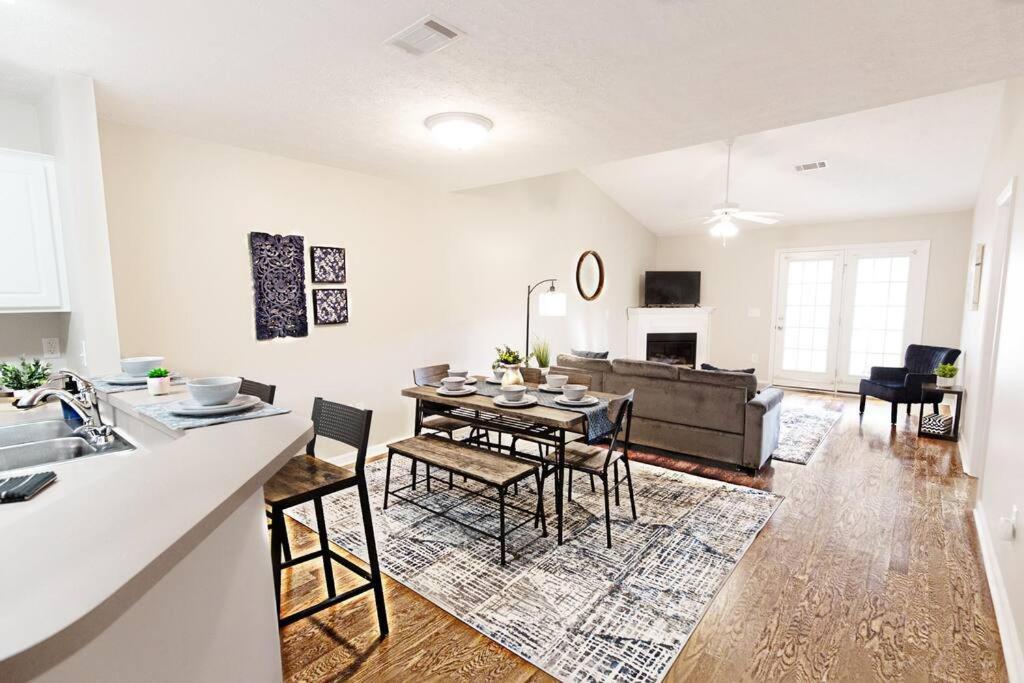 The Home Place & Prime Location Near I-20 Martinez Bagian luar foto